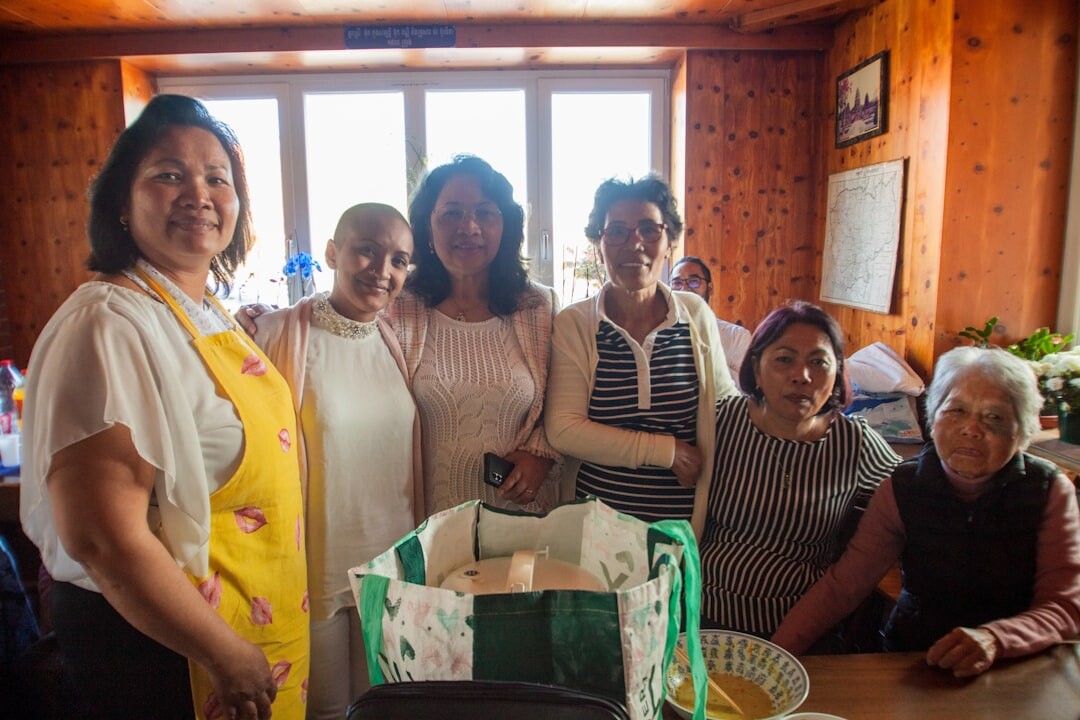 elderly cooking class